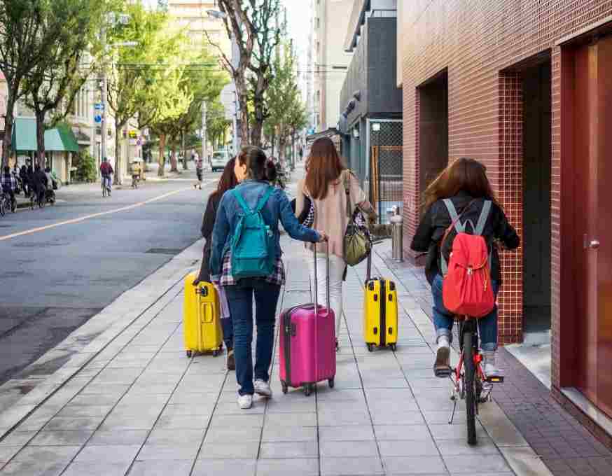 ¿En qué consiste el alquiler de consignas de maletas?